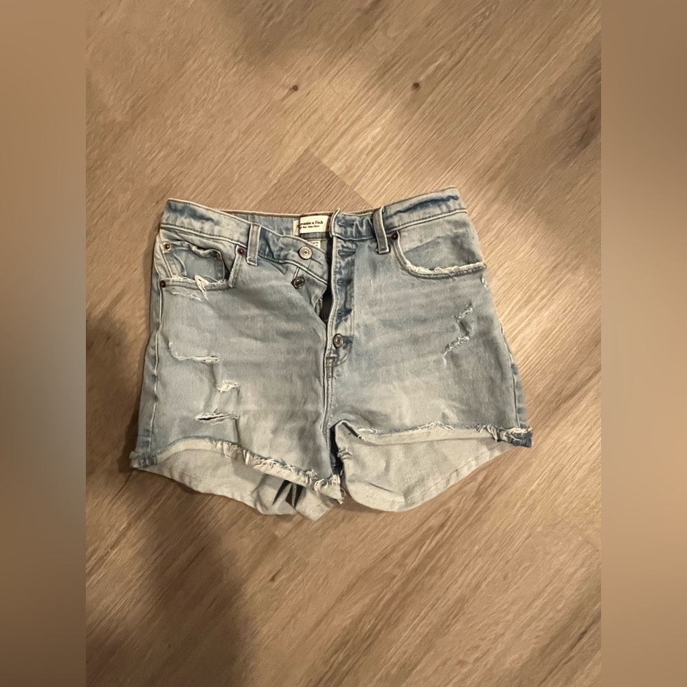 Abercrombie Curve Love High Rise Mom Shorts